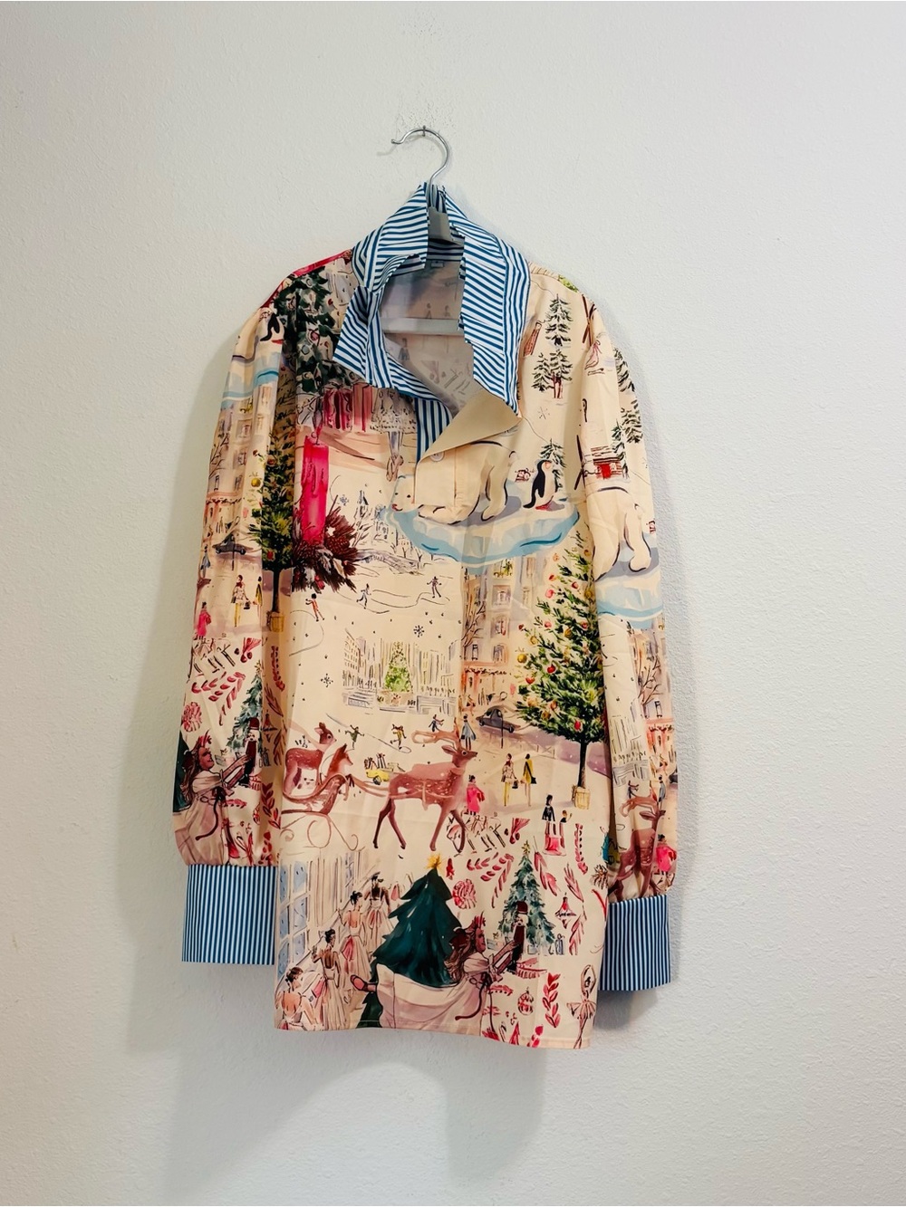 Cream Holiday Print Button-Down Shirt with Blue Stripe Trim